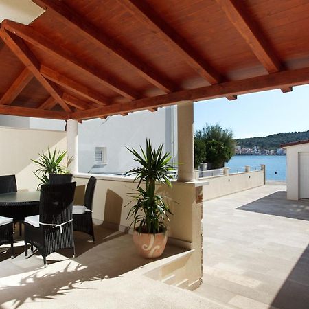 Apartments Tisno - Villa Mare Exterior foto