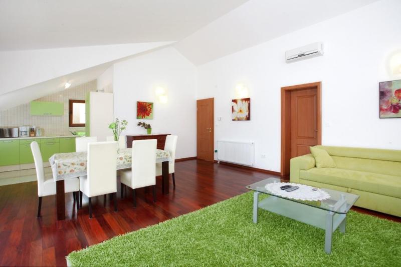 Apartments Tisno - Villa Mare Exterior foto