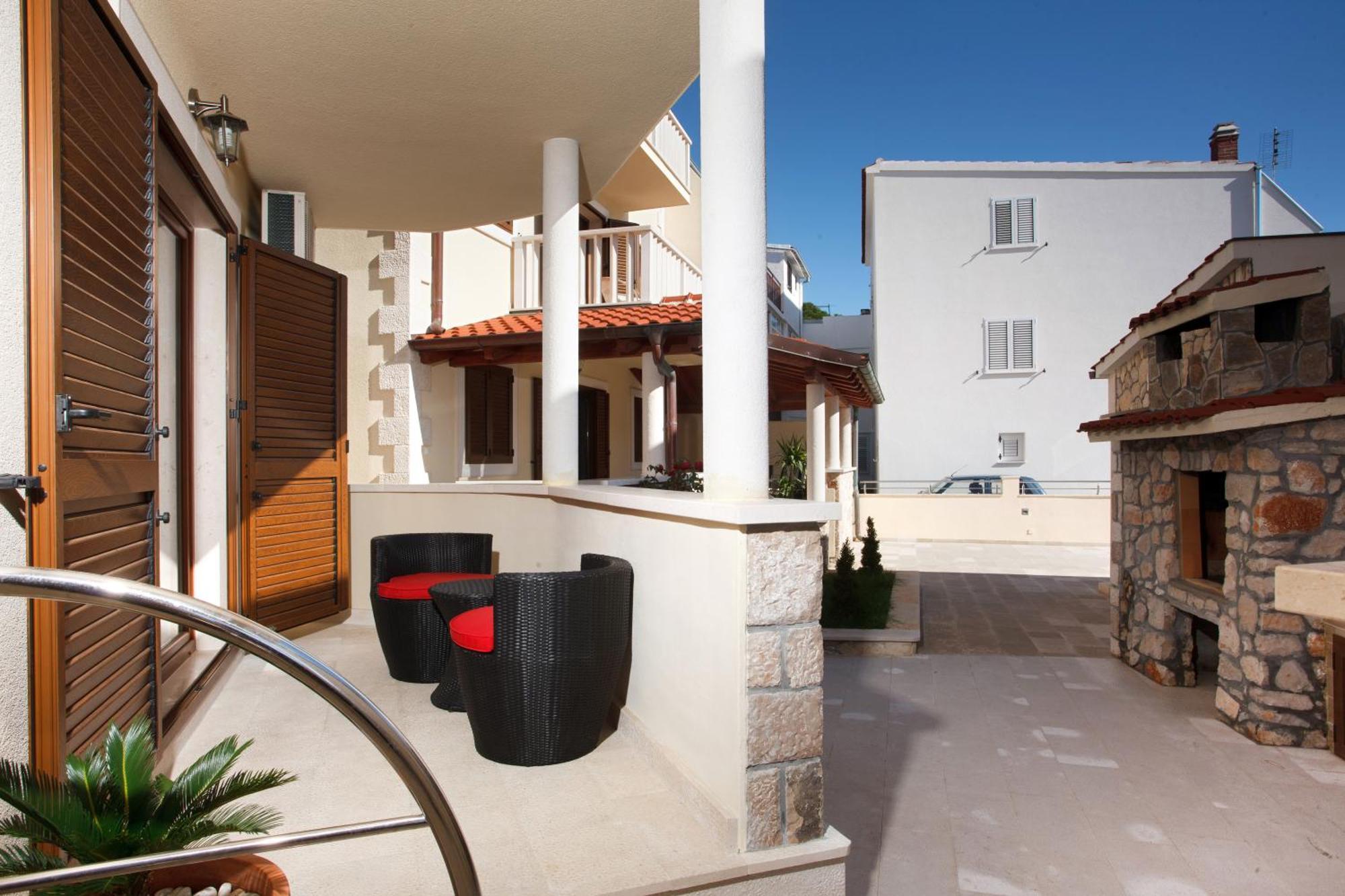 Apartments Tisno - Villa Mare Exterior foto
