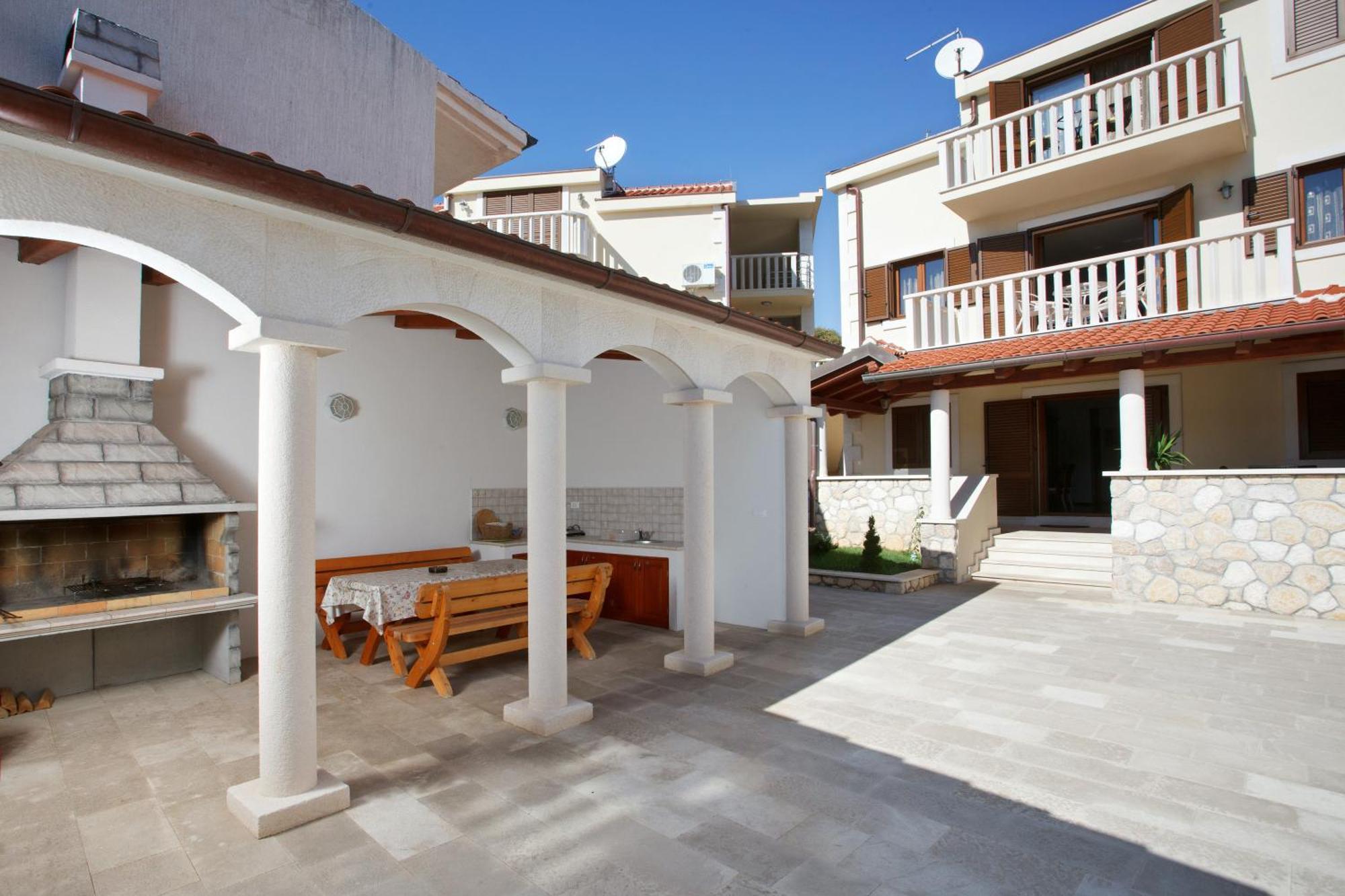 Apartments Tisno - Villa Mare Exterior foto